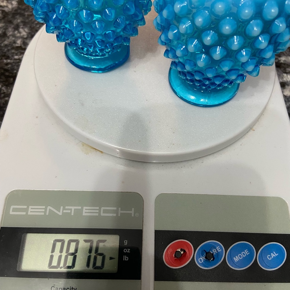 Vintage FENTON Blue Opalescent Hobnail Mini Ruffled Vases Pair #3953 Mid-Century - Picture 10 of 14
